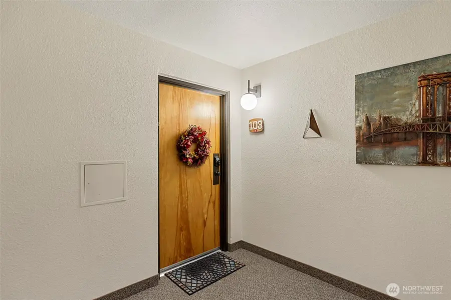 2021 N Laventure Road #103, Mount Vernon, WA 98273 - #3