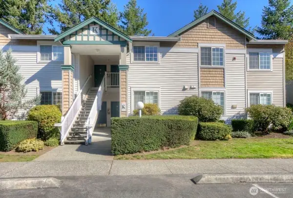 25235 SE Klahanie Blvd #K102, Sammamish, WA 98029