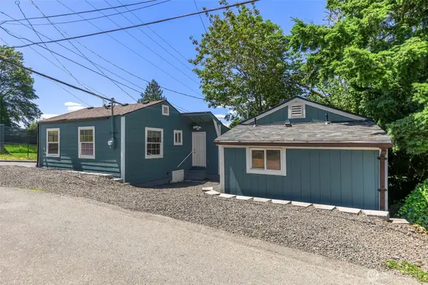 2212 15th Street, Bremerton, WA 98312