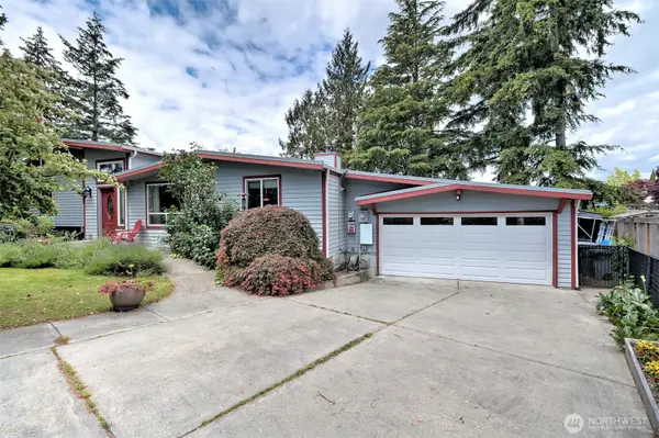 18701 10th Avenue Ne, Poulsbo, WA 98370