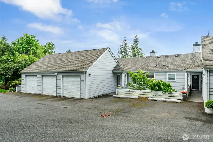 22215 SE 42nd Lane #2079, Issaquah, WA 98029 - #2
