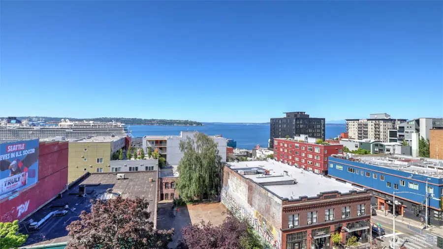 2414 1st Avenue #702, Seattle, WA 98121 - #3