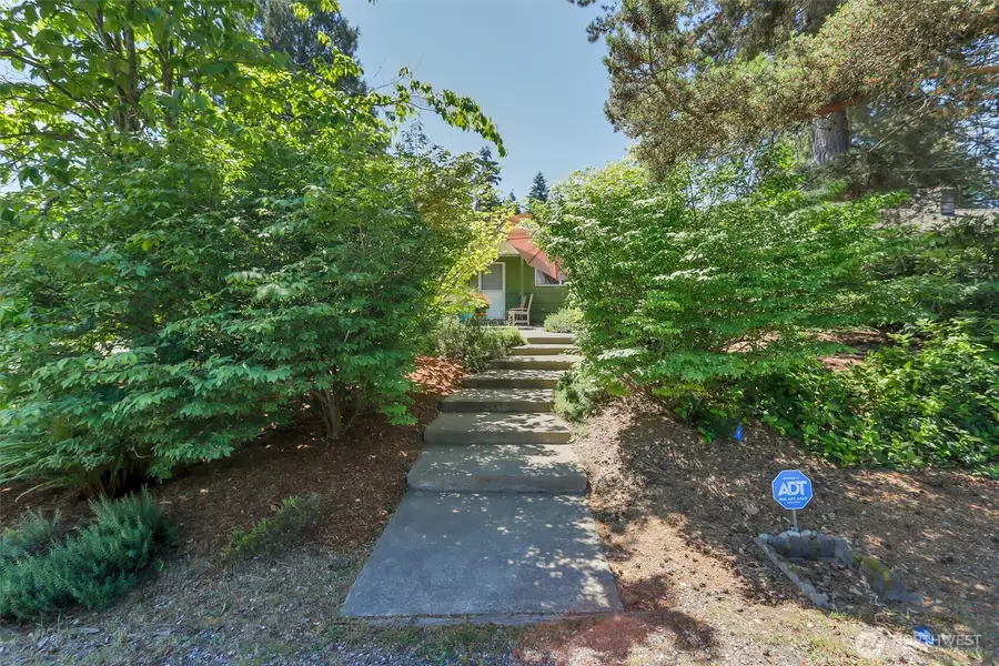 2145 N 146th Street #8, Shoreline, WA 98133 - #3