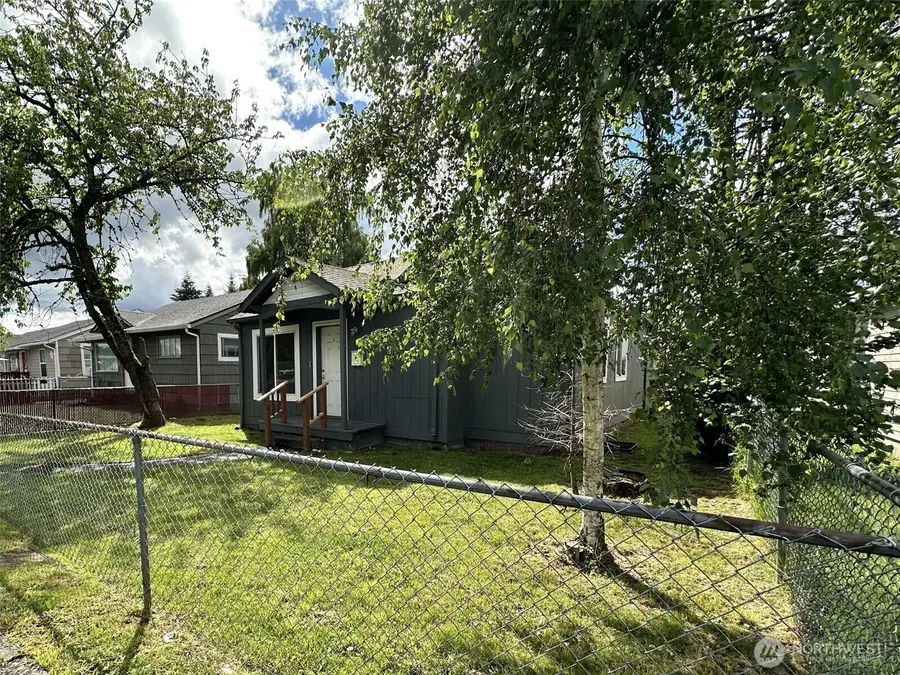 273 Baltimore St, Longview, WA 98632 - #3