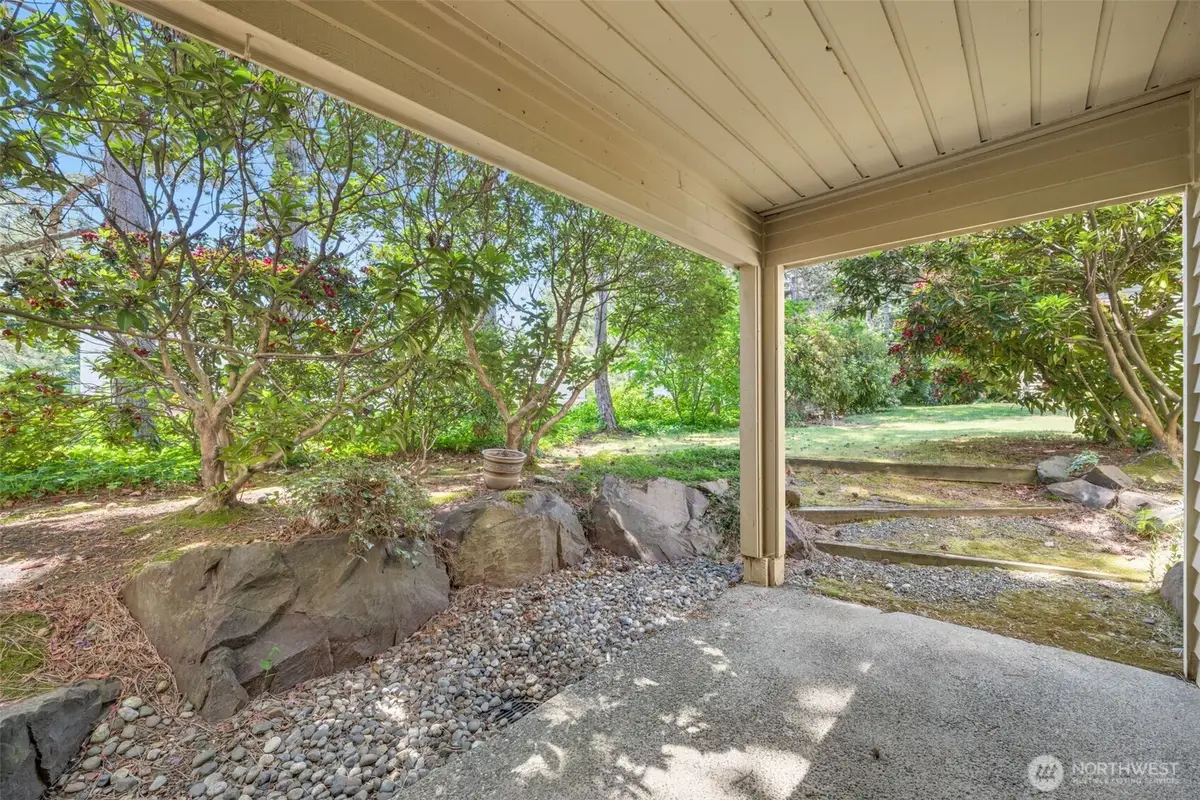 605 5th Street #B102, Kirkland, WA 98033 - #1