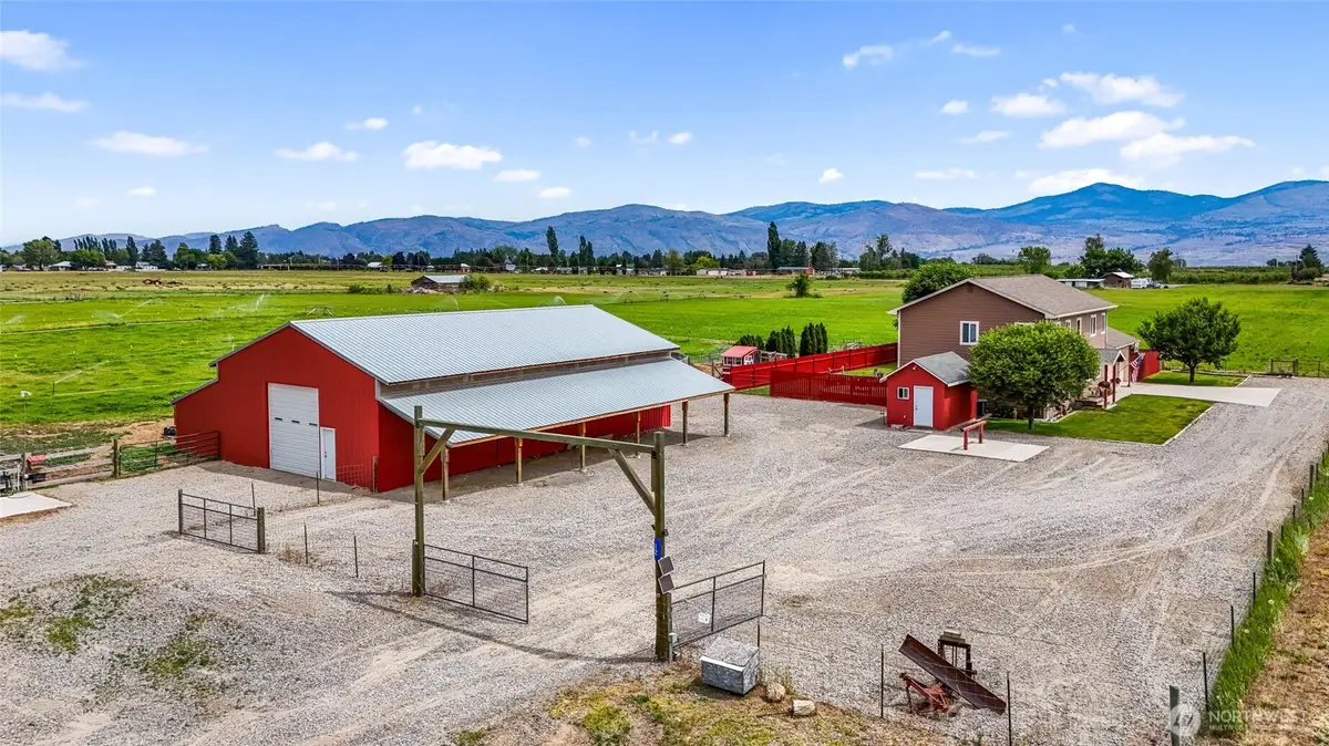 12 S Kirkpatrick Street, Omak, WA 98841 - #1