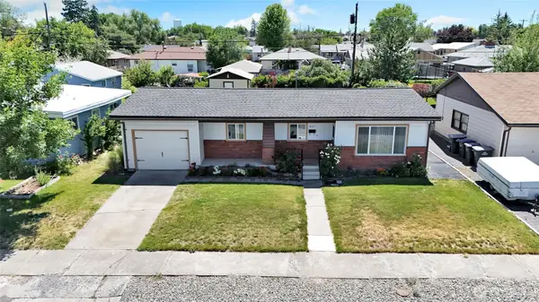 827 S Juniper Drive, Moses Lake, WA 98837
