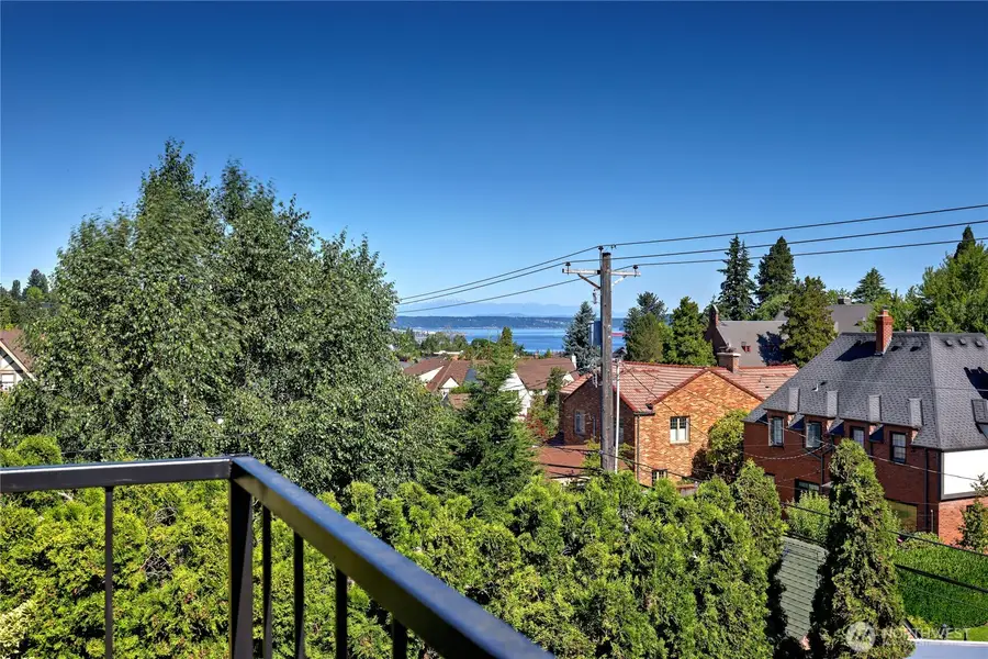 809 N G Street #202, Tacoma, WA 98403 - #3