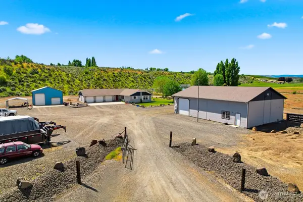 15180 Cottonwood Canyon Road, Yakima, WA 98908