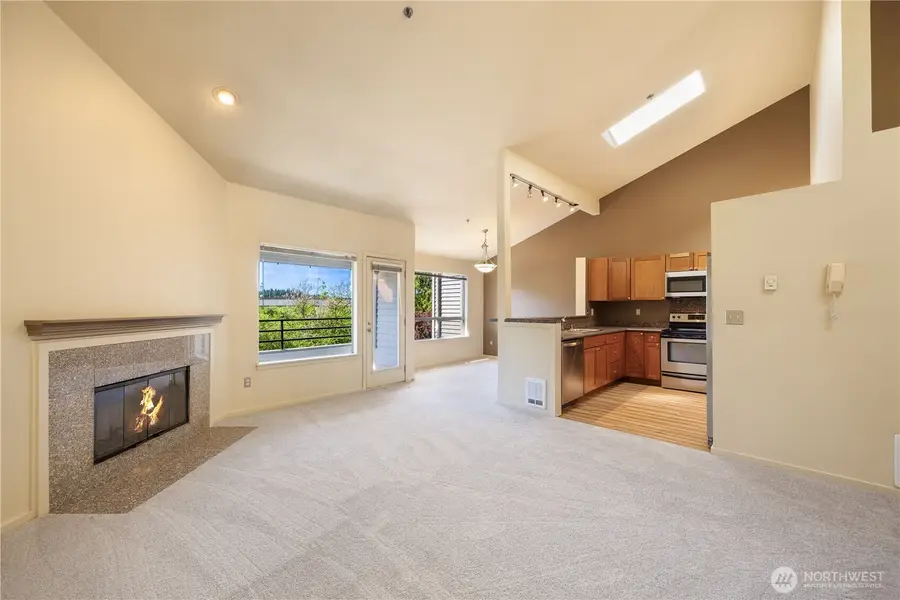 3540 Lake Washington Boulevard Se #210, Bellevue, WA 98006 - #2