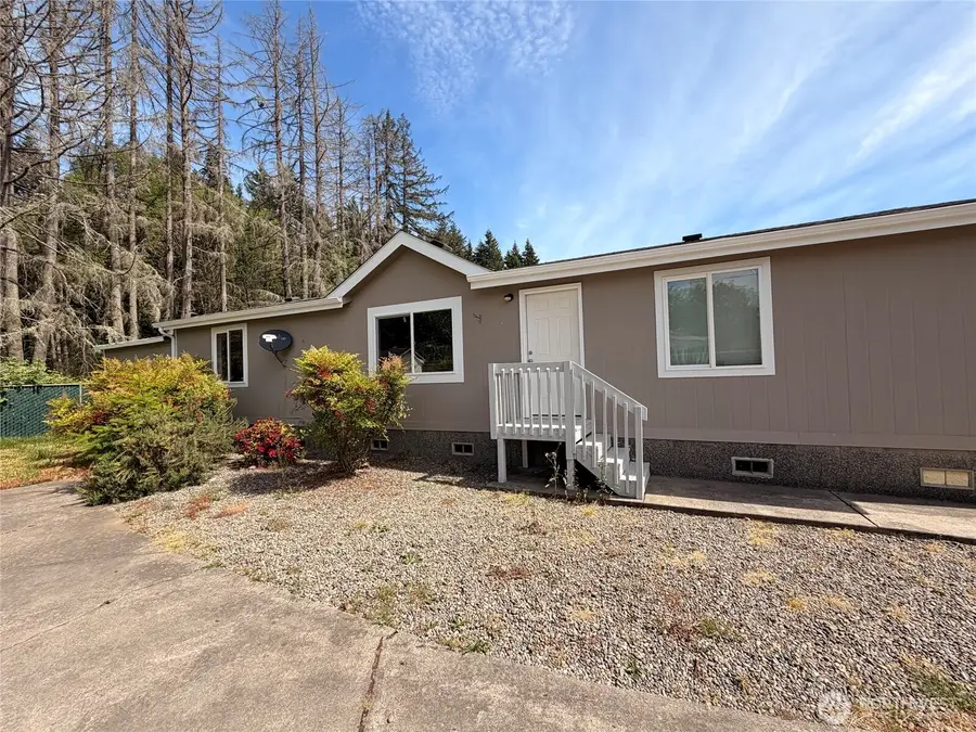 201 W Oakview Avenue #24, Centralia, WA 98531 - #2