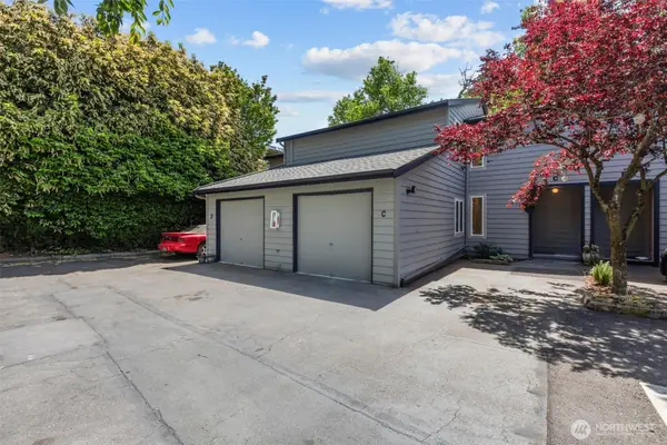 15628 8th Avenue Sw #C, Burien, WA 98166