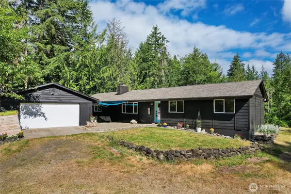 2958 NW Four Wheel Drive, Seabeck, WA 98380