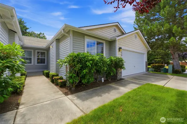 5220 77th Street W #8, Lakewood, WA 98499