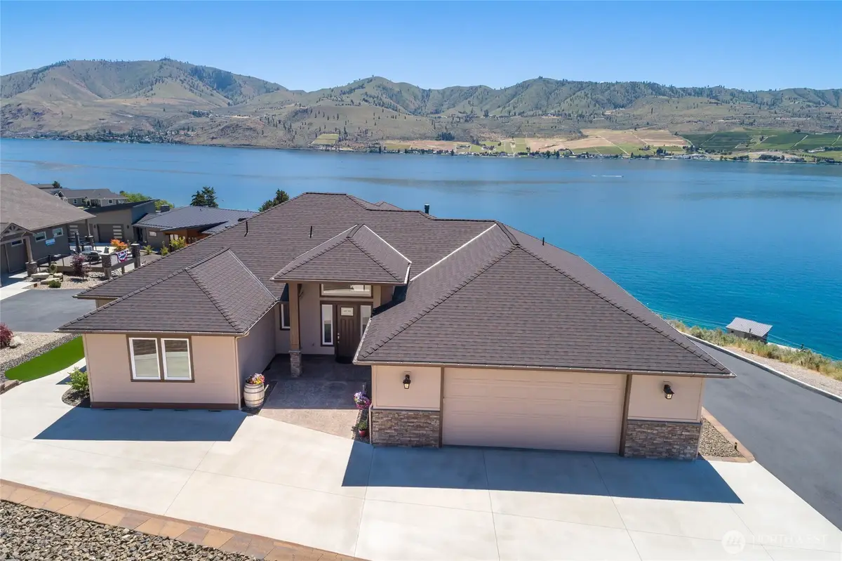 229 Apple Avenue, Chelan, WA 98816 - #1