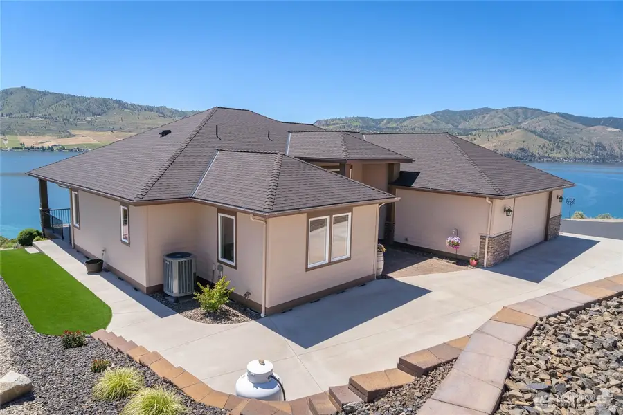 229 Apple Avenue, Chelan, WA 98816 - #3
