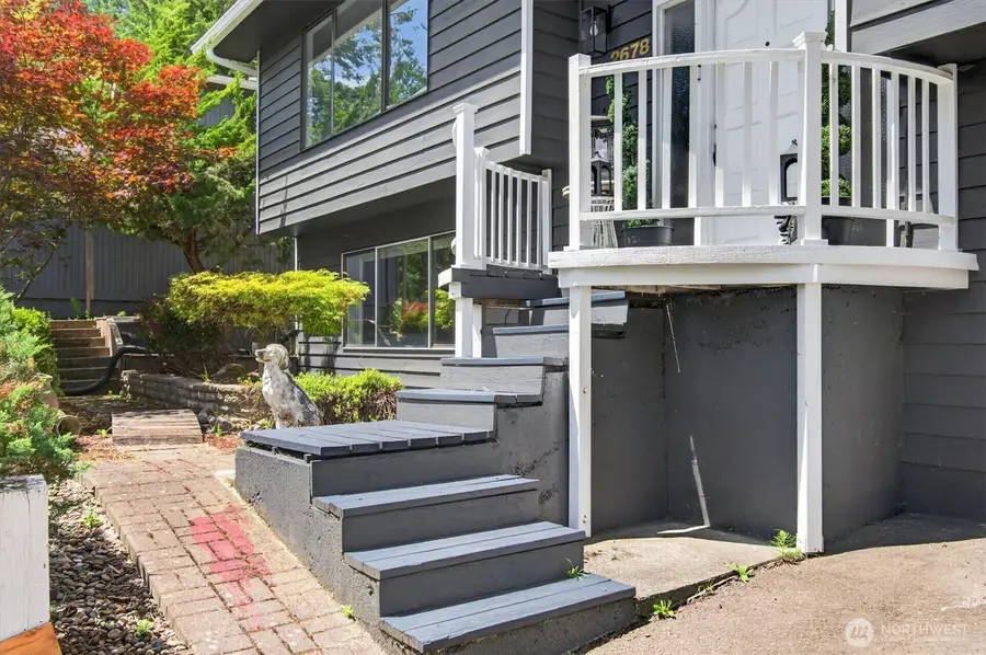 2678 Maplewood Drive, Longview, WA 98632 - #3