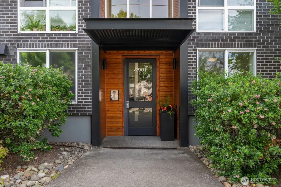 2901 S Jackson Street #304, Seattle, WA 98116 - #2