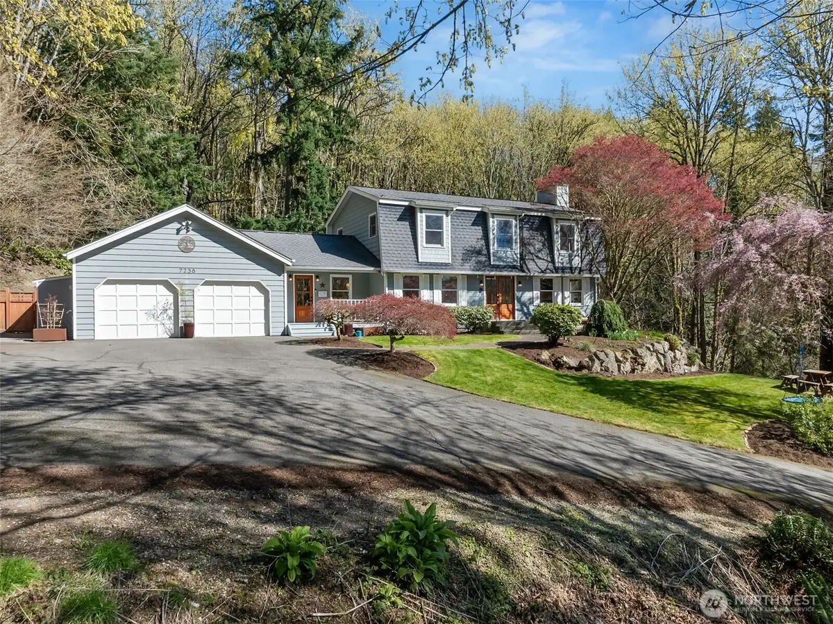 7238 Lakemont Boulevard Se, Bellevue, WA 98006 - #1