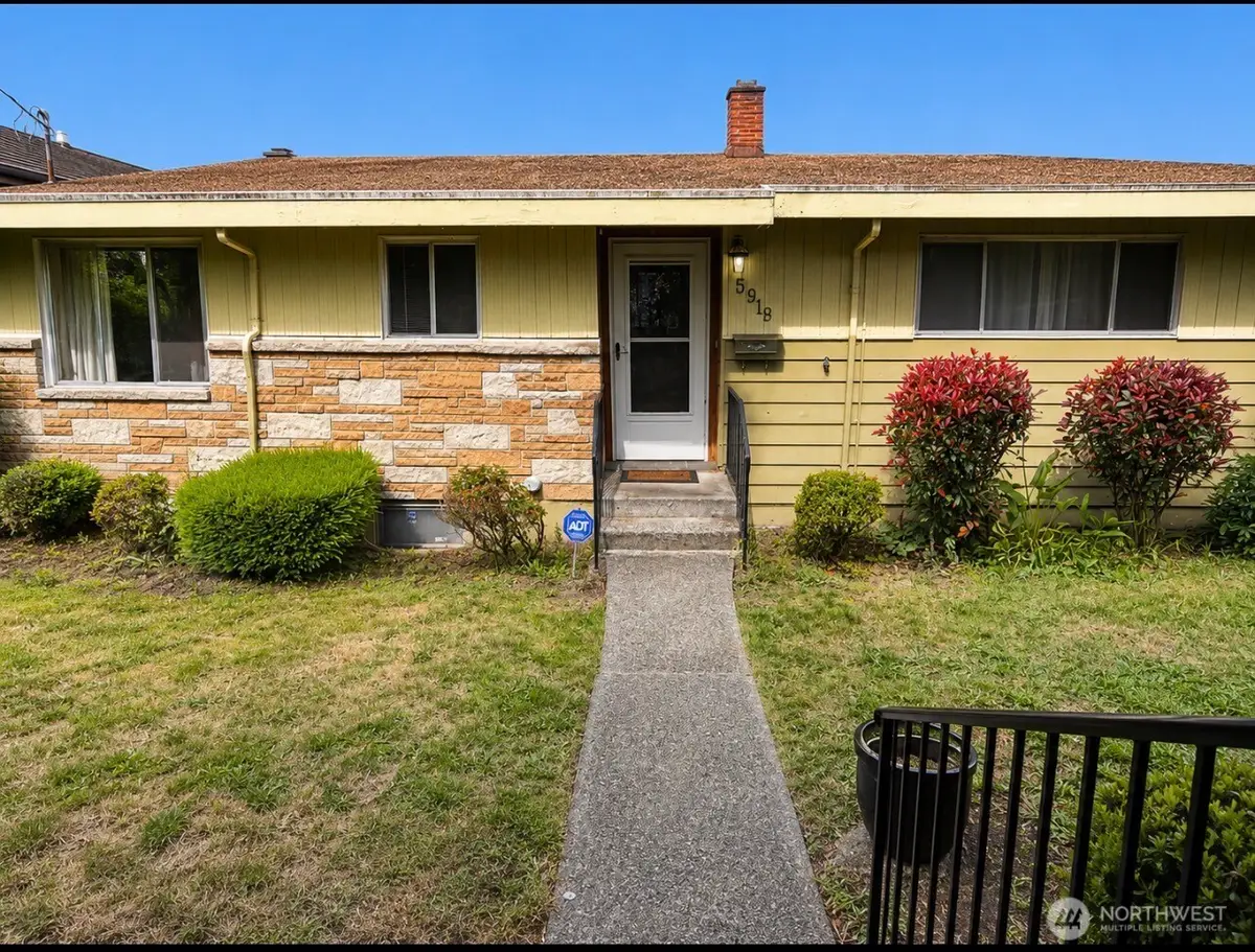 5919 19th Ave S, Seattle, WA 98108 - #1