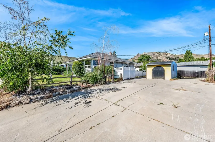 1308 S Poe, Wenatchee, WA 98801 - #3