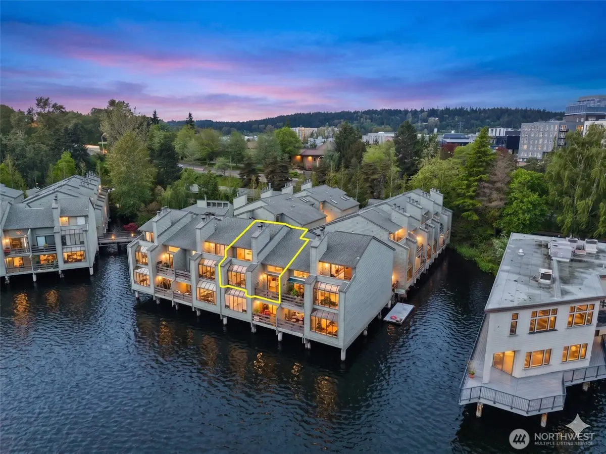 4 Lake Bellevue Drive #206, Bellevue, WA 98005 - #1