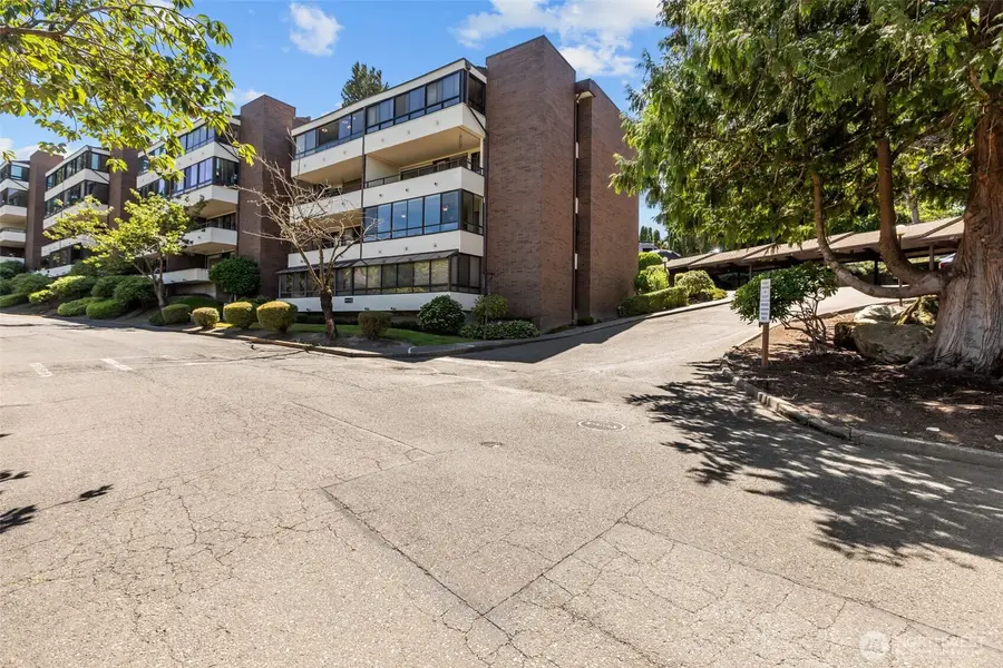 10903 Glen Acres Drive S #B, Seattle, WA 98168 - #2