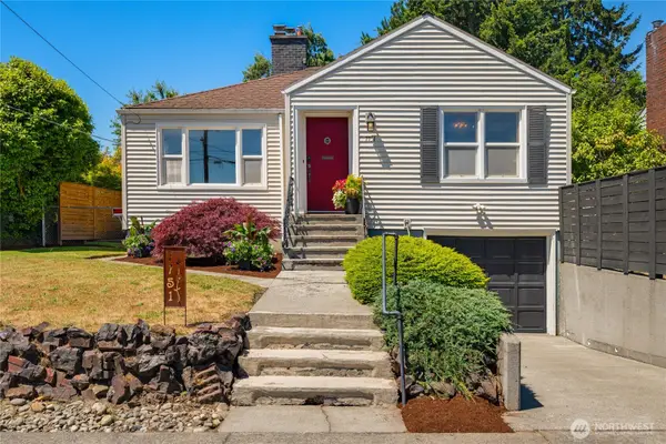 7751 Dibble Avenue Nw, Seattle, WA 98117