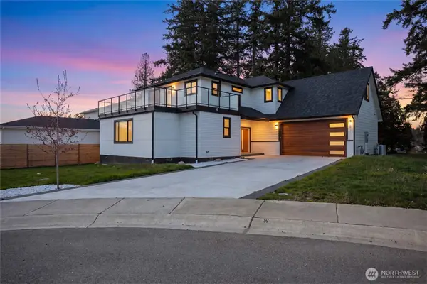 2529 Bora Bora Court, Blaine, WA 98230