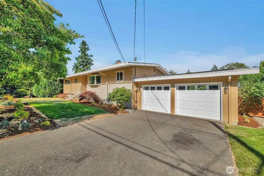 19156 66th Place Ne, Kenmore, WA 98028 - #2
