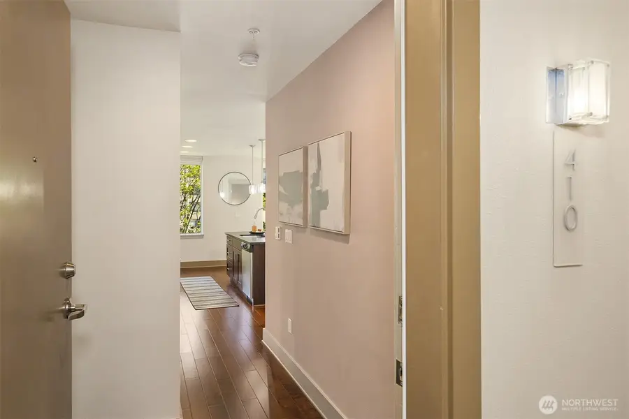 4547 8th Avenue Ne #410, Seattle, WA 98105 - #2