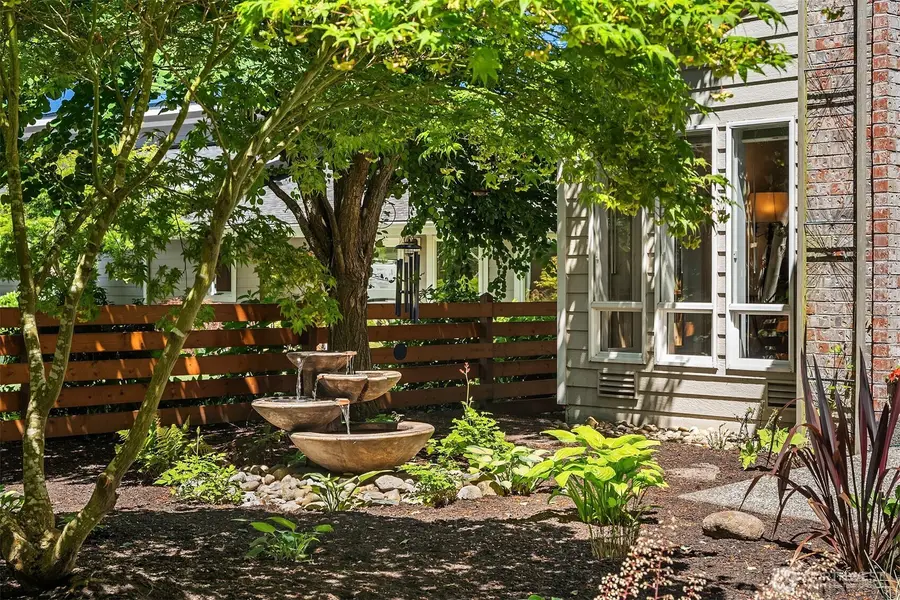 647 Edmonds Way, Edmonds, WA 98020 - #3