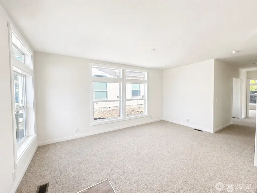 2073 Timber Street #35, Enumclaw, WA 98022 - #3