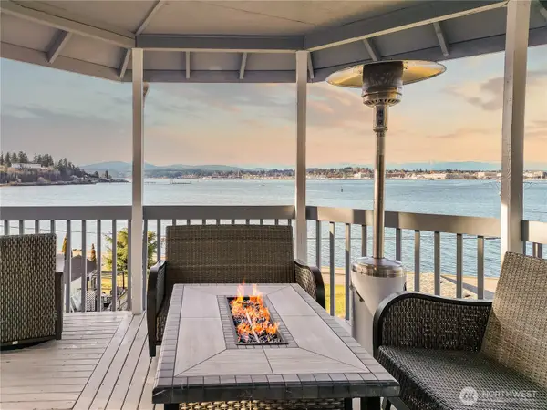 2685 E Lidstrom Hill Road, Port Orchard, WA 98366