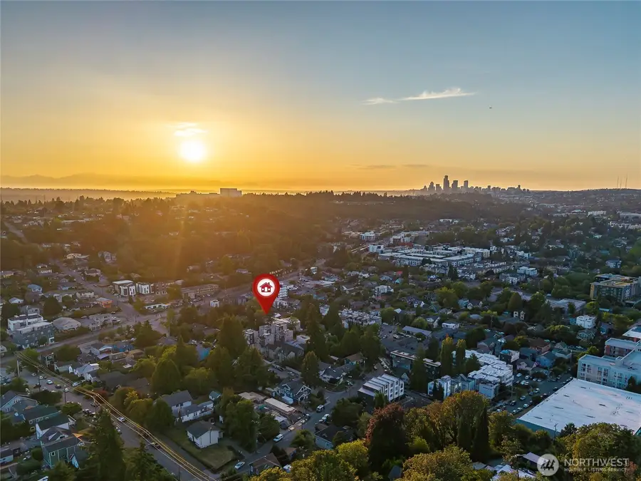 5050 35th Avenue S, Seattle, WA 98118 - #2