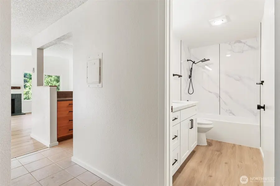 4415 145th Avenue Ne #H6, Bellevue, WA 98007 - #3