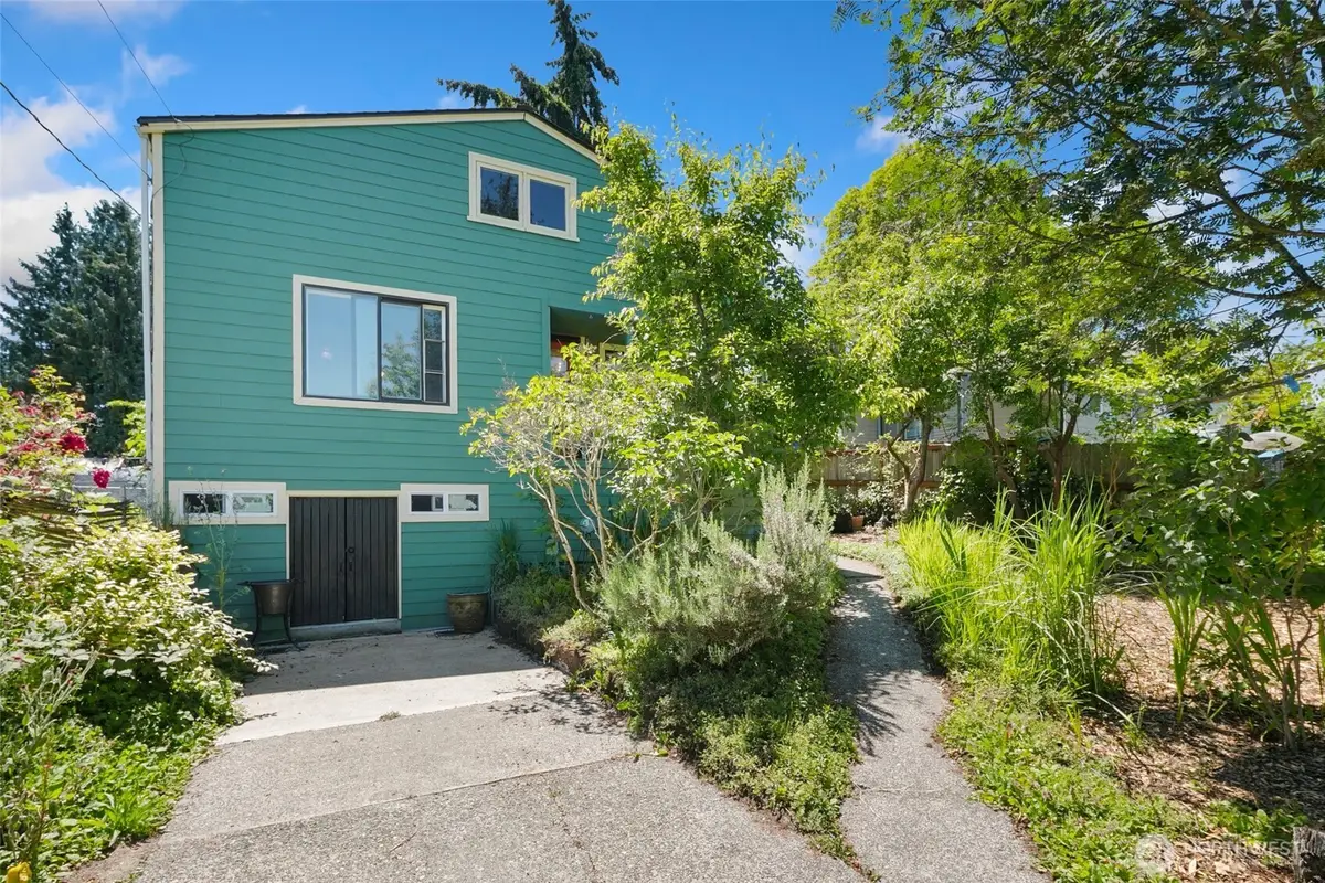 1235 S 101st Street, Seattle, WA 98168 - #1