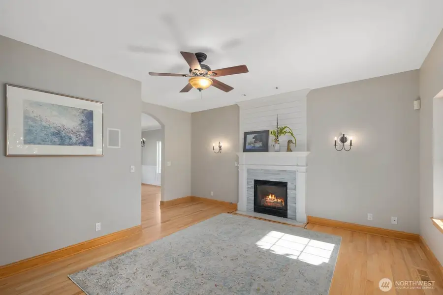 3605 214th Avenue E, Lake Tapps, WA 98391 - #3