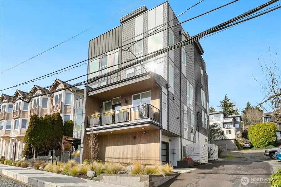 408 Aloha Street, Seattle, WA 98109 - #3