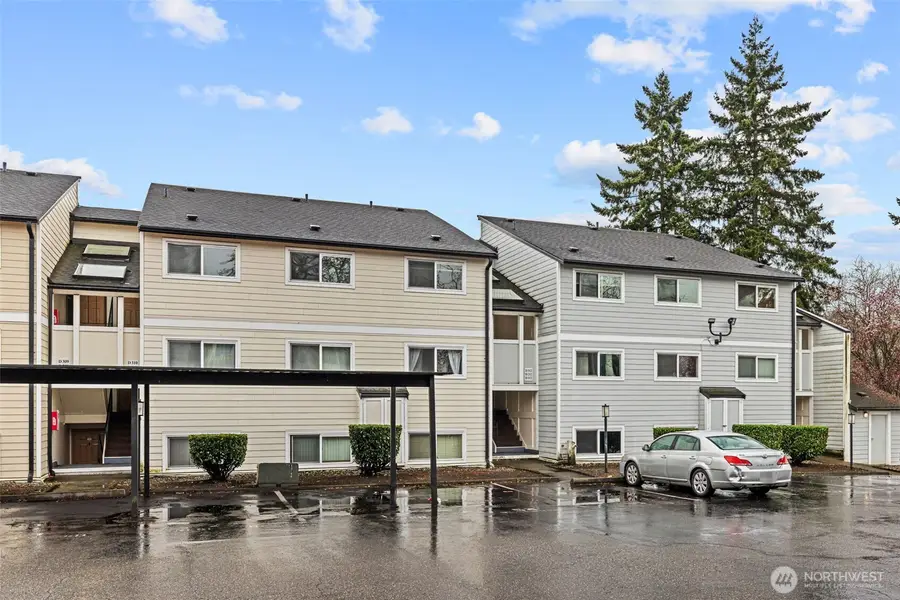 15210 Macadam Road S #D211, Tukwila, WA 98188 - #2