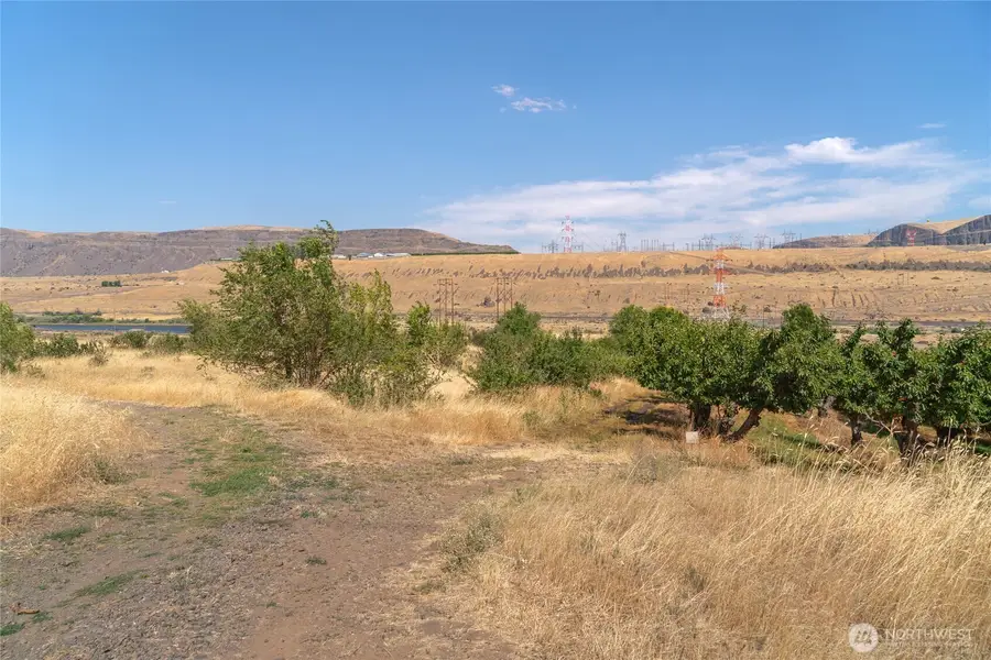 7199 Tarpiscan Road #1&2, Malaga, WA 98828 - #3