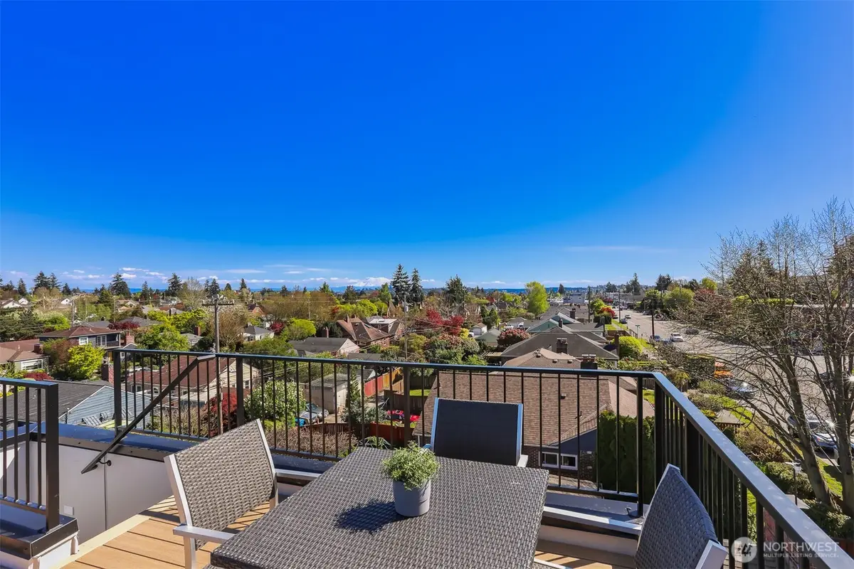8328 24th Avenue Nw, Seattle, WA 98117 - #1