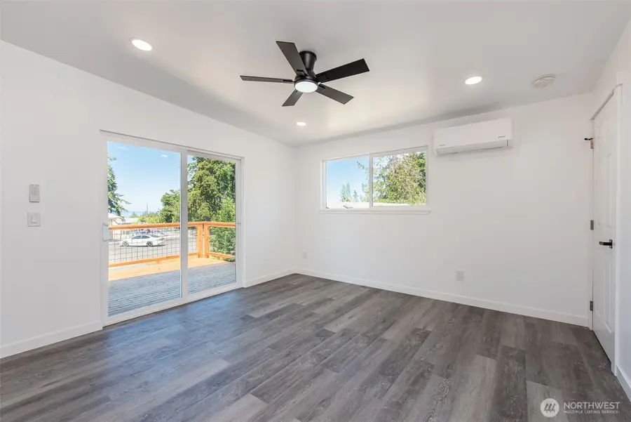 320 E Lopez Avenue, Port Angeles, WA 98362 - #3