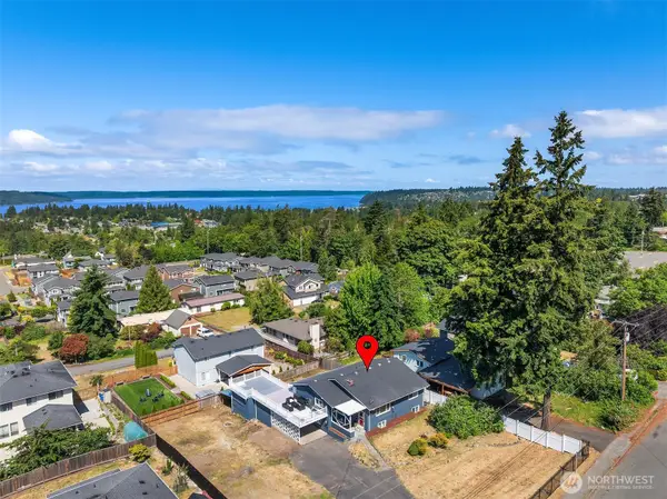 24029 24th Avenue S, Des Moines, WA 98198