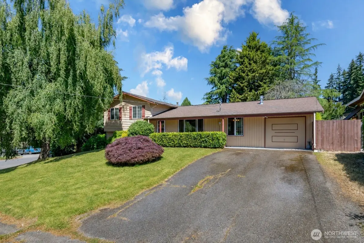 7304 NE 143rd Street, Kenmore, WA 98028 - #1