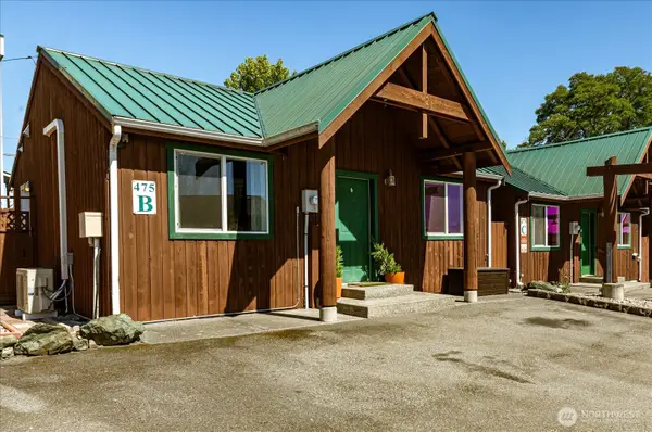 475 SE Barrington Drive, Oak Harbor, WA 98277