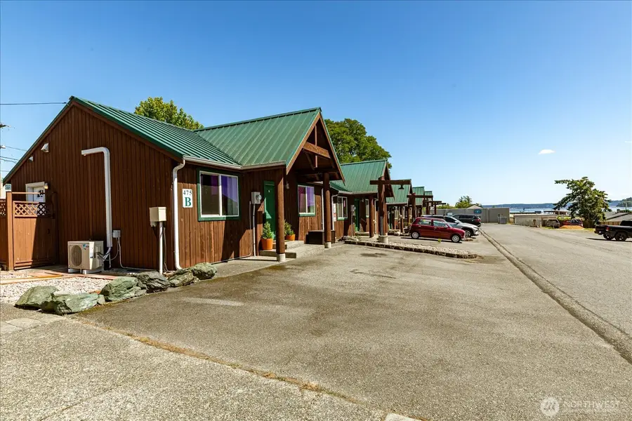 475 SE Barrington Drive, Oak Harbor, WA 98277 - #2