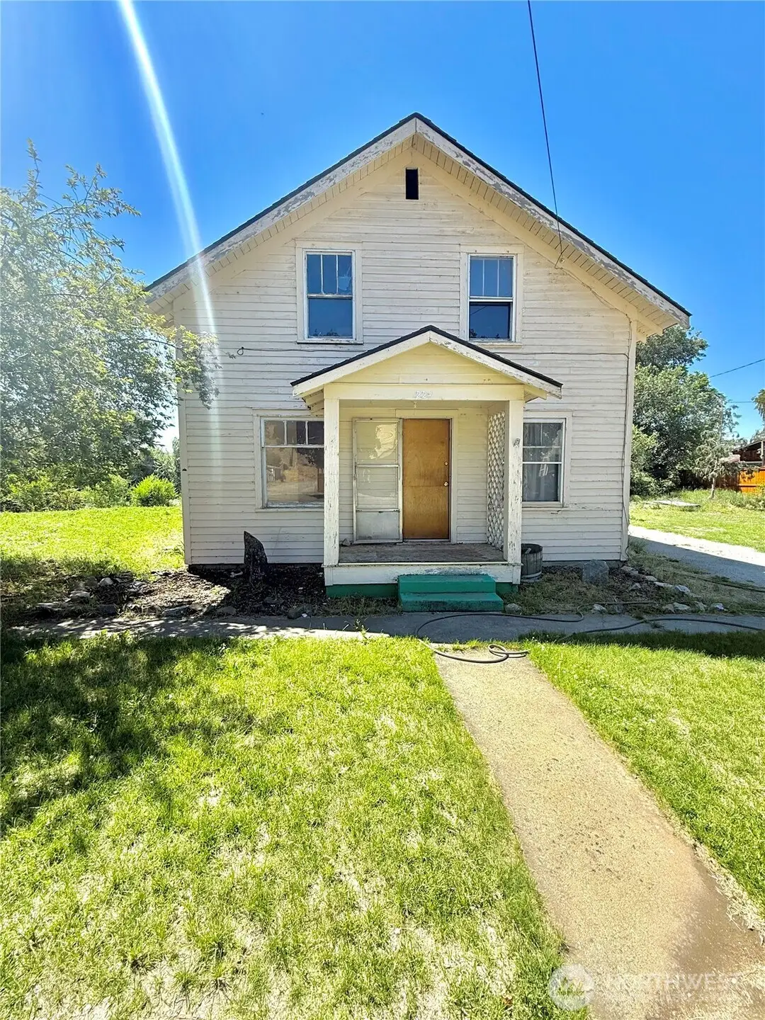 224 Bartlett Avenue E, Omak, WA 98841 - #1