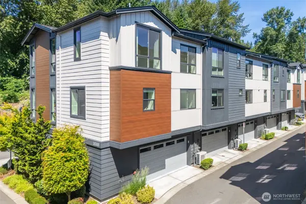 18308 96th Avenue Ne #A, Bothell, WA 98011