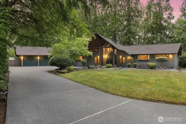1989 Canterbury Place Sw, Olympia, WA 98512